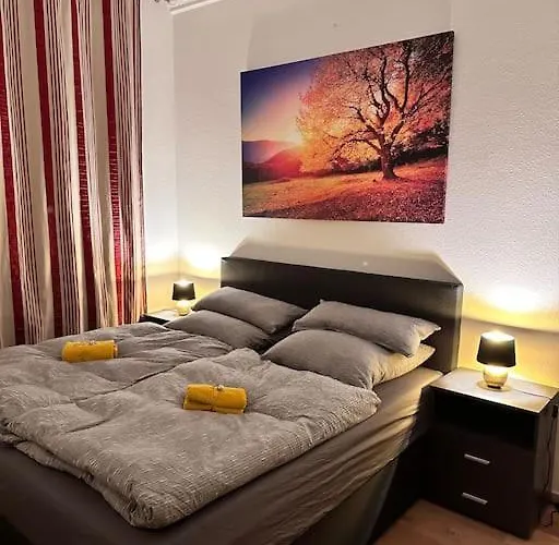 City Altstadt Appartement In Unmittelbarer Naehe Zu Saale Und Marktplatz Mit Privatem Parkplatz