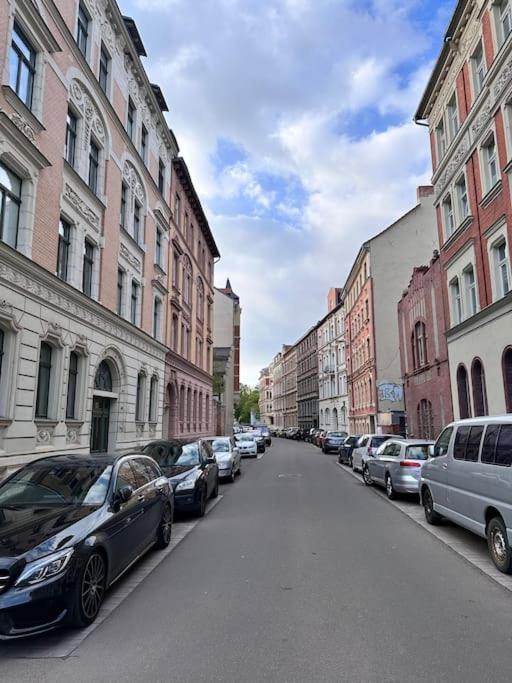 Apartment Altstadt In Unmittelbarer Naehe Zu Saale Und Marktplatz Mit Privatem Parkplatz
